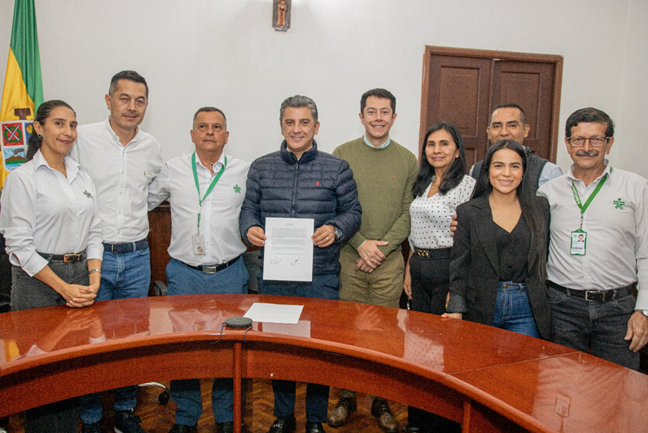 Popayán y el SENA firman convenio para fortalecer la Educación Media