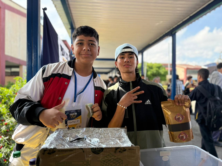 La Secretaría de Educación incentiva el talento y la innovación estudiantil en el INEMFEST 2025